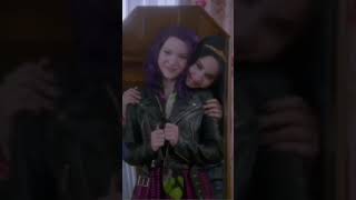 Mal soulmate #disney #disneymovies #descendants #nostalgia #lgbt #whatsmyname