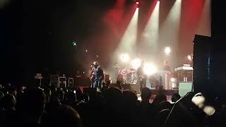 liam gallagher & john squire - You're Not The Only One - Paris