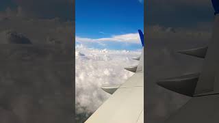 When clouds posed like boulders! #clouds #travelvlog #roadtrip #flight #chicago #sky #bluesky