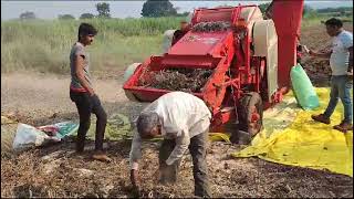 Mahindra Thresher P825