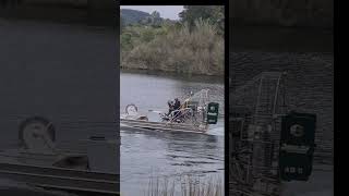 Воздушная лодка на озере/ Новая Зеландия/Airboat on the lake/ New Zealand 🇳🇿 #travel #newzealand