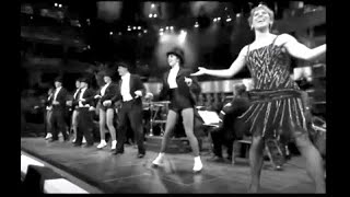 'TAP YOUR TROUBLES AWAY'!   Anna-Jane Casey & Ensemble : BBC PROMS 2012