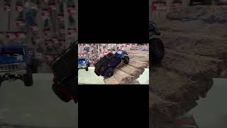 Playing with the Traxxas TRX4M 1/18 rock crawlers in store! #hobbies #rchobbies #fordfseries #rc