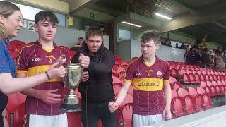 Tulla joint Captains Mattie Molloy and Harry Nolan recieve the U15 B Cup.