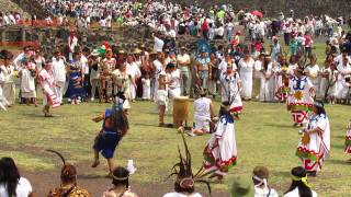 solstice dance at the pyramids of Teotihuacan