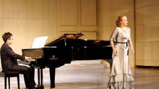 Alexandra Sherman, mezzo-soprano, sings Glinka "Alla Cetra"