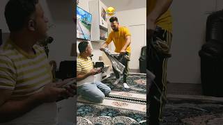 گره باز کردن ما 😂 #shortvideo #comedy #foryou #viral #funnyvideo #funny