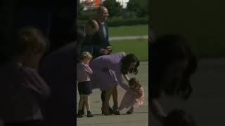 Princess Charlotte refusing to board the plane🤣 #princesscharlotte