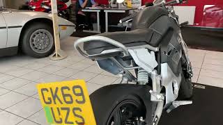 e-Moto: 2019 Super Soco TC Max Walkthrough