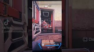 Nickmercs meets his first hacker in Apex Legends Part 1 #shorts