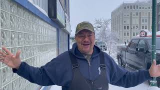 HAPPY NEW YEAR! Joe the Aurora Hunter checking in from downtown Yellowknife January 5, 2023. -15C