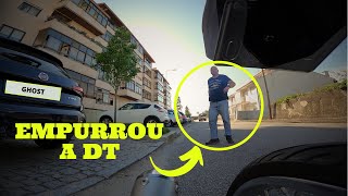 PEDI A UM ESTRANHO PARA EMPURRAR A DT