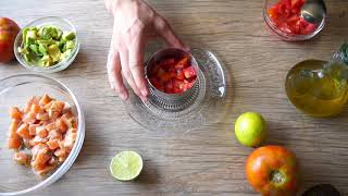 Cocinando con Neolith: Tartar de Salmón con Aguacate by Chef Bosquet