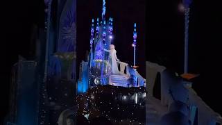 Tokyo Disneyland Electrical Parade/Queen Elsa👸❄️❄️✨✨✨ #frozen  #disneylovers  #disneyparade #tokyo