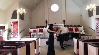 Julia Su plays Bach g minor Fugue