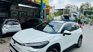 Dán film cách nhiệt 3M cho xe toyota cross 2024