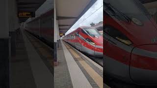 FRECCIAROSSA da MILANO CENTRALE a Reggio Calabria Centrale in arrivo alla stazione di Paola