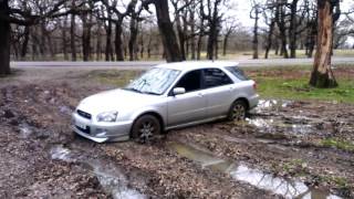 Subaru impreza 1.5 AWD MT in mud