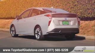 2017 Toyota Prius Review