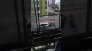 ATROPELAMENTO DE MOTO E FUGA. MOTOQUEIROS SEGUIRAM E DEU NISSO