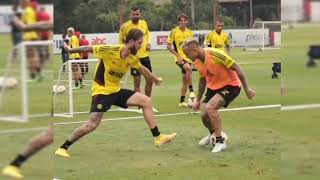 L. Pereira's Stunning Elastic Nutmeg Goal in Training - Watch in Full HD 1080p 60fps