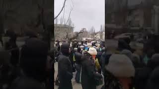 Еще один видео с митинга в Мелитополе против российских войск. Видео от местных жителей.