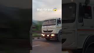 Tata truck ne ye kya kr diya 😱#trendingshorts #viralshort #trucklife #shorts #short