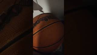 how to gaze at a basketball