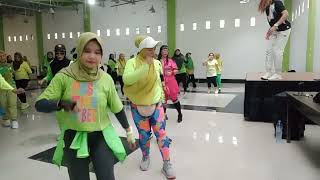 Zumba Class Kharisma Pallangga...Instruktur Zin Yusran Makassar.