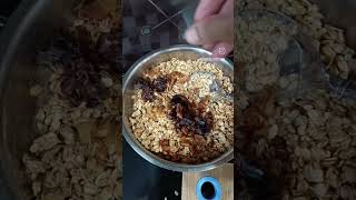 jaggery granola #vegan #healthy #krishna #prasadam #newrecipe #glutenfree #iskcon