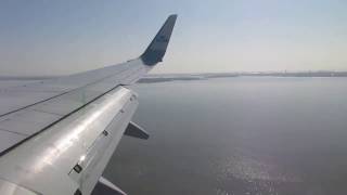 KLM 737-700 FIRM Landing In Venice!