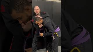 MAYRA BUENO SILVA NINJA CHOKE OF HOLLY HOLM (TECHNIQUE OF THE WEEK)