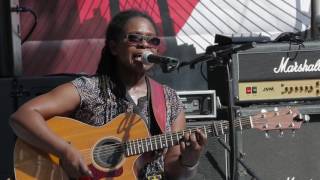 Ruthie Foster - "Walk On" (Live at the 2016 Dallas International Guitar Show)