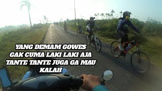 DEMAM SEPEDA DI INDONESIA | Tantenya Juga Gak Mau Kalah 😁 | Motovlog Karawang