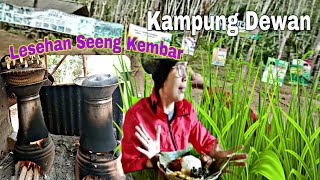 Lesehan Seeng Kembar - Kampung Dewan