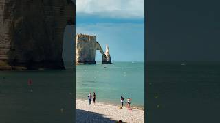 🇫🇷 Etretat France beach hot day 🌊 #etreta #france #beach #beachlife