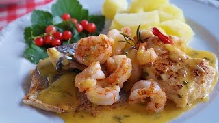 Bacalao con gambas y salsa verde con cebolla y pimiento .    #recetas #bacalao #comida #viral_video