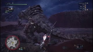 Fighting barroth with insect glaive mhworld