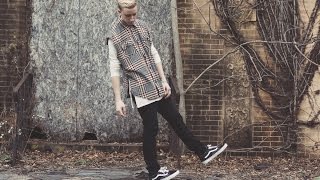 Fit of the Day | FOG Sleeveless Flannel, Vans Old Skools | WeAreTheTrend