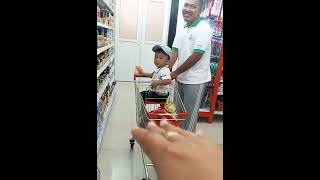 Belanja ke Supermarket