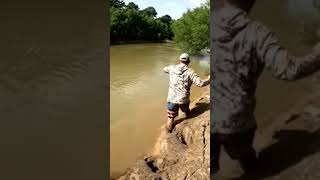 pemancing ini dapat ikan monster #shortsvideo #shortsviral