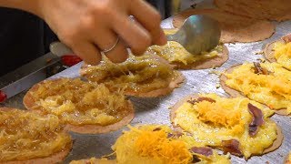 Thailand Street Food - SHOCKING CRISPY PANCAKE (Crepe, Kanom Buang)