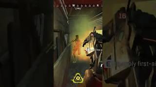 i shouldn’t have made it out alive.. #apexlegendsclips #apexshorts #shorts