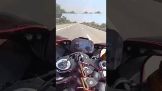 Feels Like Aeroplane✈️ |#feels#like#aeroplane#bmw#s1000rr#crazybikes#shorts#ytshort#viral#trending