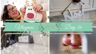 Christmas Jumper Day, Short People Problems & No More Playdoh  {Vlogmas 2016 Day 16}