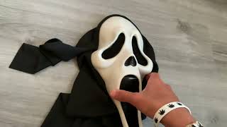 2010 Easter Unlimited GhostFace Mask Unboxing!! (Scream4)