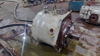 Testing Eaton Dowmax Axial Piston Hydraulic Motor ME350 Shaft Rotation at 1000 psi