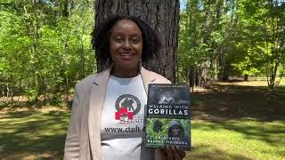 Dr. Gladys Kalema-Zikusoka winning the Mammal Society President's Award 2024.