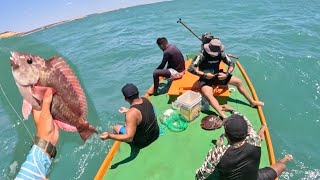 LEVAMOS OS INSCRITOS PARA PESCAR NO MAR, MUITA DIVERSÃO E AVENTURA NESSA PESCARIA!