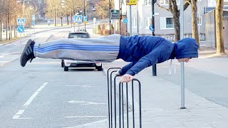 Calisthenics in public (Planche)